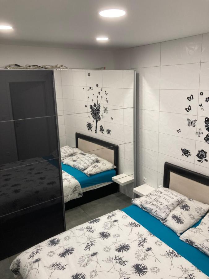 Swiss Apartment Mosonmagyaróvár المظهر الخارجي الصورة