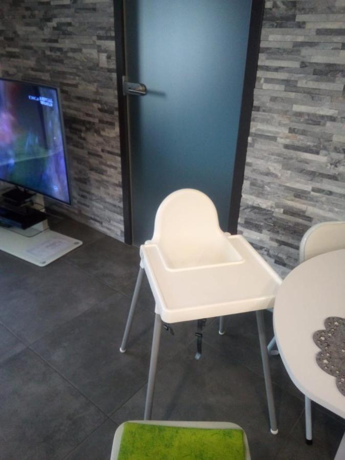 Swiss Apartment Mosonmagyaróvár المظهر الخارجي الصورة